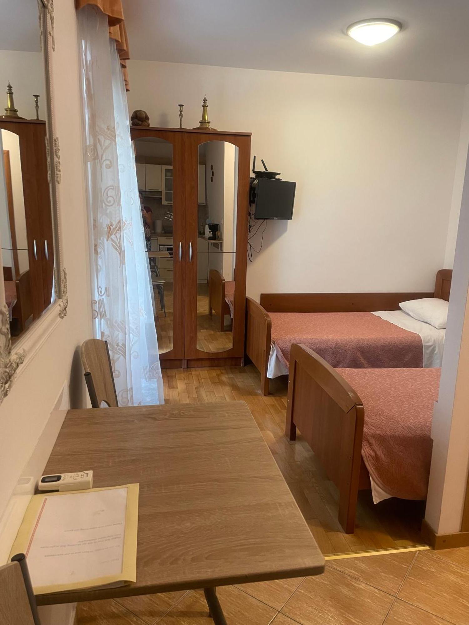 Apartments Znjan Сплит Экстерьер фото