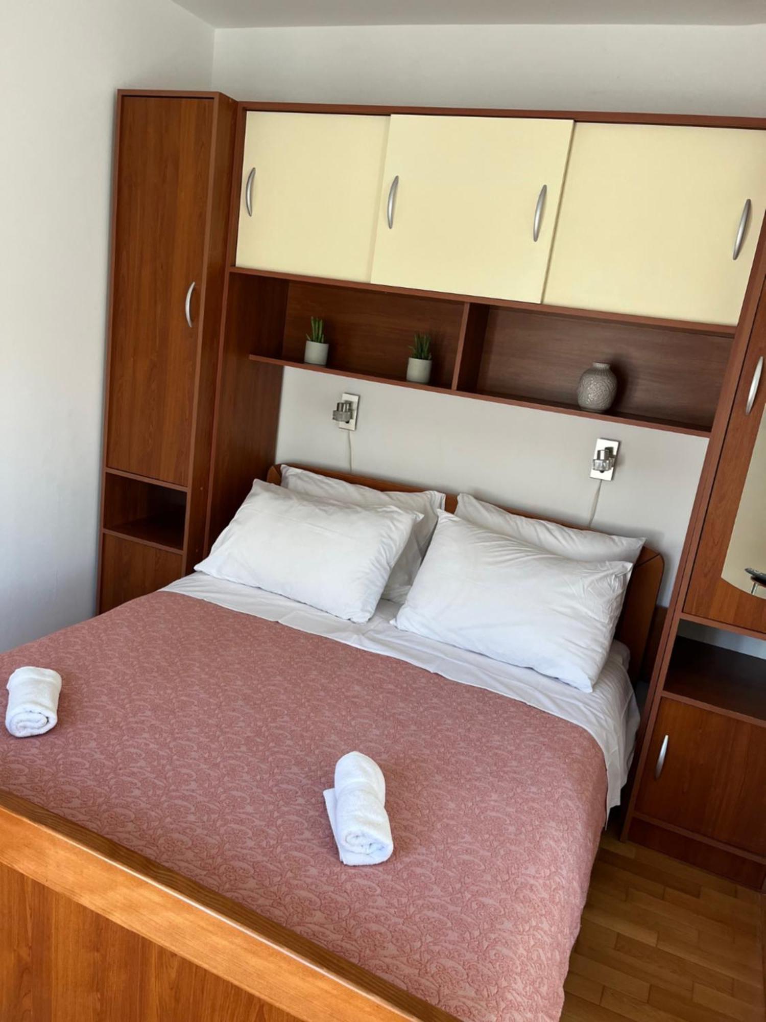 Apartments Znjan Сплит Экстерьер фото