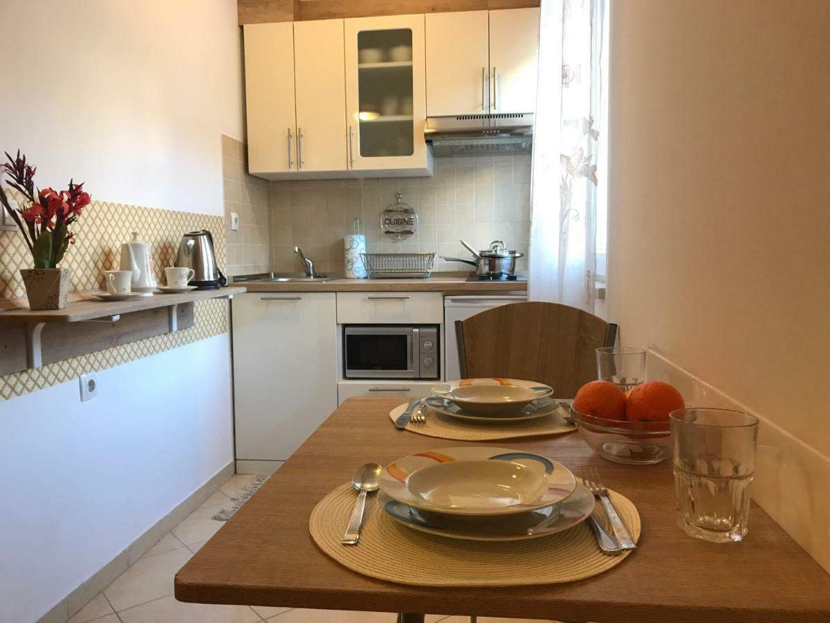 Apartments Znjan Сплит Экстерьер фото